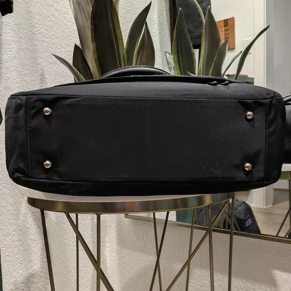 Lo & Sons Brookline Laptop Bag Black with Lavender Interior Nylon Tote - Picture 6 of 11